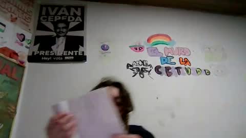 Snapshot of ezlngirl chatting on March 16, 2026, 4:18 am Aimee online show from March 16, 2026, 4:18 am