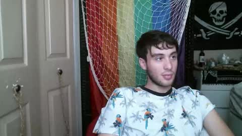 Ezra Naamah online show from November 24, 2025, 3:34 pm