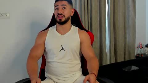 Ezzio Scolaro online show from March 12, 2026, 9:21 pm