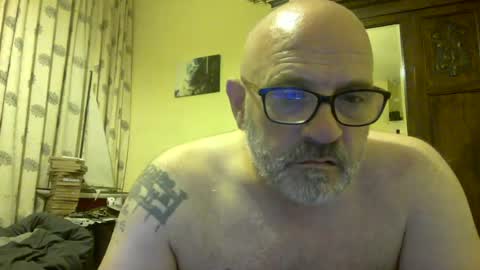 f1zzeek online show from June 19, 2026, 10:13 pm