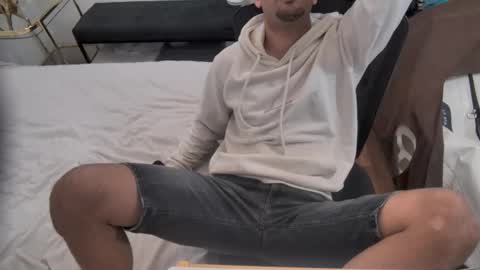 fabiano_hernandes30 online show from April 25, 2026, 7:22 pm