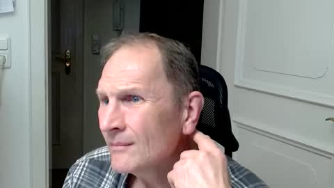 Fabian online show from May 23, 2026, 9:52 pm
