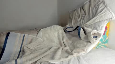 Snapshot of fabrizio_amery chatting on October 3, 2025, 3:47 am - A N D E R online show from October 3, 2025, 3:47 am