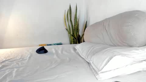 Snapshot of fabrizio_amery chatting on October 24, 2025, 2:24 pm - A N D E R online show from October 24, 2025, 2:24 pm