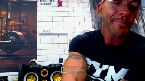 Snapshot of fabxxxl chatting on December 3, 2024, 8:38 am fabxxxl online show from December 3, 2024, 8:38 am