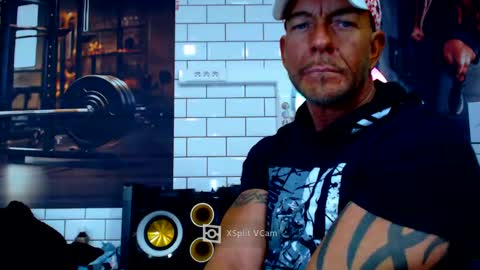 Snapshot of fabxxxl chatting on January 22, 2025, 8:40 am fabxxxl online show from January 22, 2025, 8:40 am