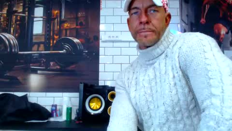Snapshot of fabxxxl chatting on January 28, 2025, 8:04 am fabxxxl online show from January 28, 2025, 8:04 am