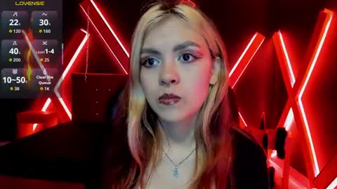 Snapshot of fabzy_fab chatting on June 28, 2026, 3:18 pm fabzy online show from June 28, 2026, 3:18 pm