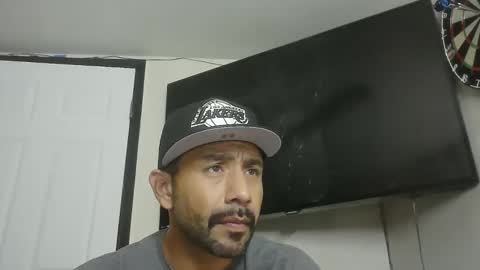 Mark online show from November 8, 2025, 10:26 am