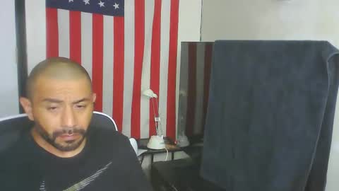 Mark online show from April 6, 2026, 3:26 am