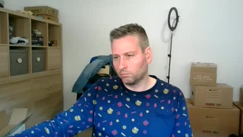 faer_087 online show from May 11, 2026, 8:31 am