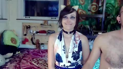 Snapshot of faewildflower chatting on November 29, 2025, 4:37 am faewildflower online show from November 29, 2025, 4:37 am