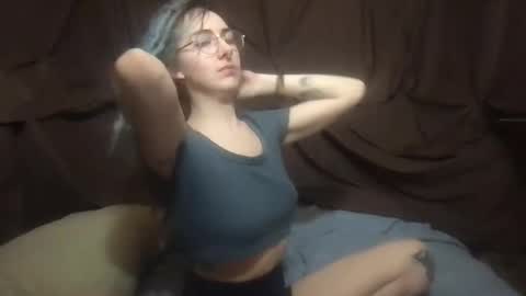 Snapshot of faexoxoxo chatting on January 31, 2025, 12:29 pm Fae online show from January 31, 2025, 12:29 pm