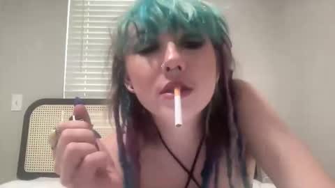 Fae online show from June 3, 2026, 7:19 pm