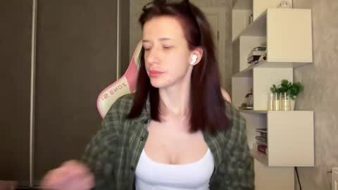 Snapshot of fairy_bloomix chatting on February 15, 2026, 4:47 pm Bloom online show from February 15, 2026, 4:47 pm