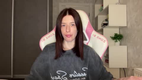 Snapshot of fairy_bloomix chatting on February 28, 2026, 2:18 pm Bloom online show from February 28, 2026, 2:18 pm