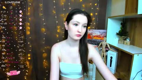 Snapshot of fairy_m00n chatting on December 15, 2024, 10:50 am Kate online show from December 15, 2024, 10:50 am