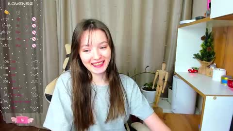 Snapshot of fairy_m00n chatting on January 17, 2025, 11:27 am Kate online show from January 17, 2025, 11:27 am