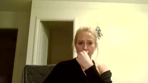 Fairy NightMary online show from November 5, 2025, 7:03 pm