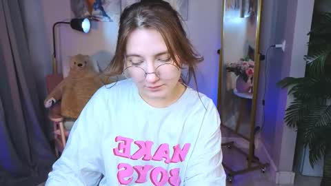 Tara online show from November 8, 2025, 8:40 pm