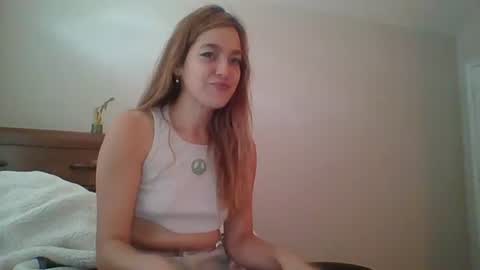fairyfarrah online show from June 6, 2026, 2:22 pm