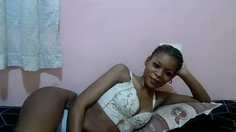 faizah_ online show from June 22, 2026, 3:53 pm