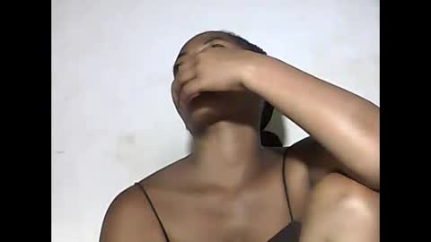 falielyse online show from October 6, 2025, 3:09 pm