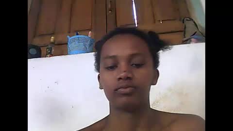 falielyse online show from October 25, 2025, 10:45 am