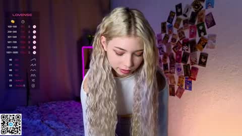 Snapshot of falinegelling chatting on February 19, 2025, 4:12 am Emilia online show from February 19, 2025, 4:12 am