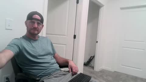 Snapshot of fallout7657 chatting on October 3, 2025, 2:30 am Daddy online show from October 3, 2025, 2:30 am