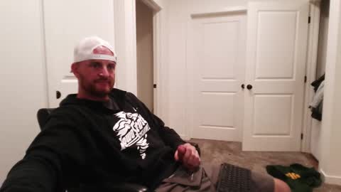 Snapshot of fallout7657 chatting on October 10, 2025, 8:46 am Daddy online show from October 10, 2025, 8:46 am