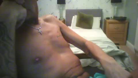 famfunperv online show from July 17, 2026, 9:08 pm