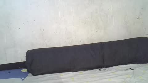 KEITH ELISA online show from October 15, 2025, 12:27 pm