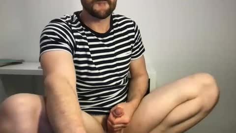 Snapshot of fantacyland chatting on November 12, 2025, 3:23 pm Alex online show from November 12, 2025, 3:23 pm