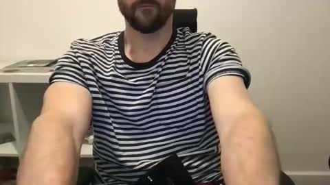 Snapshot of fantacyland chatting on November 15, 2025, 6:15 pm Alex online show from November 15, 2025, 6:15 pm