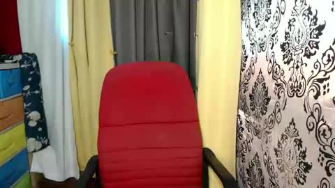 Allena online show from February 17, 2026, 1:57 am