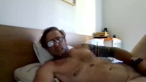 fantasying01 online show from December 19, 2025, 9:16 am