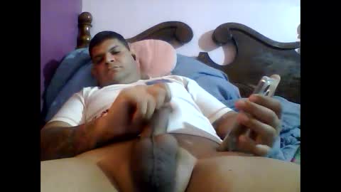 Snapshot of fantasylovers777 chatting on January 21, 2025, 3:32 pm LatinLover 777 online show from January 21, 2025, 3:32 pm
