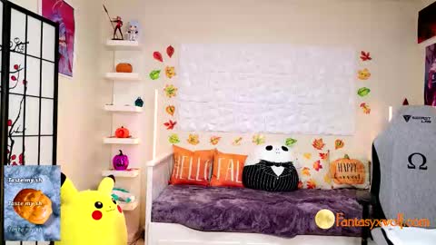 Snapshot of fantasyxwolf chatting on October 15, 2025, 5:24 pm River online show from October 15, 2025, 5:24 pm