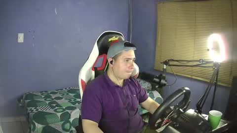 Snapshot of faon_ chatting on November 10, 2025, 4:44 am faon_ online show from November 10, 2025, 4:44 am