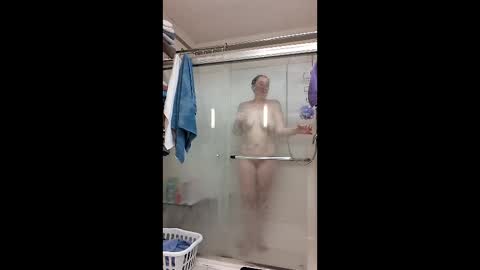 Scarlett online show from December 5, 2025, 5:42 pm