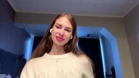 Snapshot of farahgramm chatting on October 24, 2025, 7:16 am Luna online show from October 24, 2025, 7:16 am