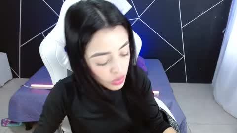 Snapshot of farichell chatting on January 6, 2025, 8:39 pm fari online show from January 6, 2025, 8:39 pm