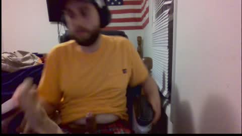 Snapshot of farmboy2398 chatting on December 15, 2024, 2:08 am farmboy2398 online show from December 15, 2024, 2:08 am