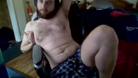 Snapshot of farmboy2398 chatting on November 26, 2025, 4:30 pm farmboy2398 online show from November 26, 2025, 4:30 pm