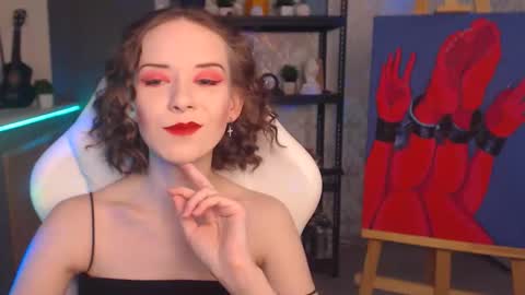 Fascinating   Eyes online show from November 20, 2025, 7:35 pm