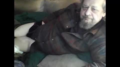 HoneyCumJuice4U online show from December 17, 2025, 10:27 pm