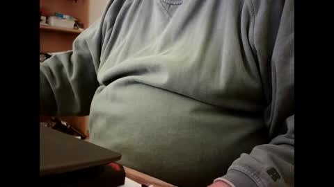 Snapshot of fatbellyitalian chatting on December 22, 2024, 10:38 am fatbellyitalian online show from December 22, 2024, 10:38 am