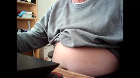 Snapshot of fatbellyitalian chatting on February 25, 2025, 9:02 pm fatbellyitalian online show from February 25, 2025, 9:02 pm