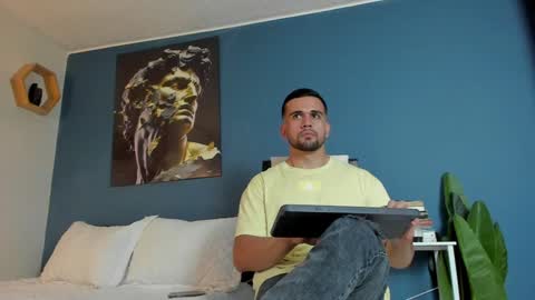 M A T  T E O online show from December 24, 2024, 11:11 pm